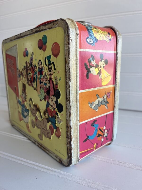 1970 Disney On Parade Metal Lunchbox By Aladdin - Image 5