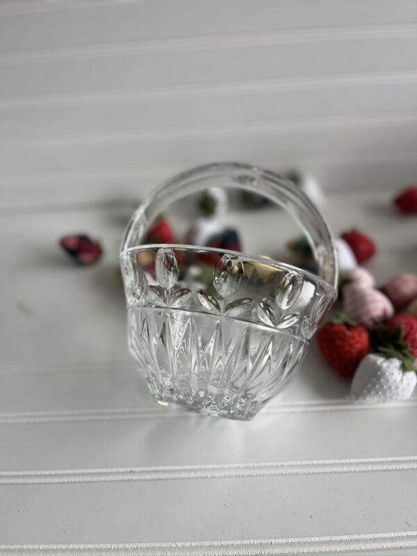 Vintage Block Lead Crystal Basket – Tulip Garden Design | Made in Poland - Image 3