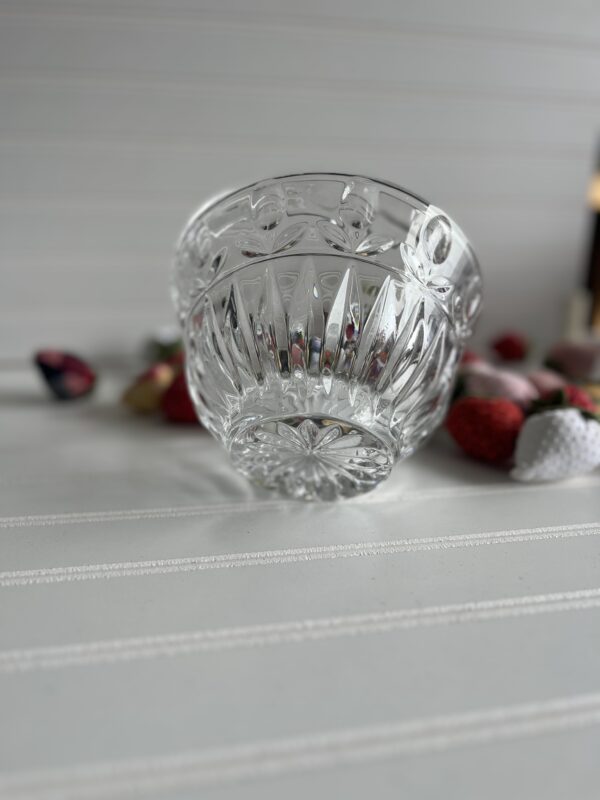 Vintage Block Lead Crystal Basket – Tulip Garden Design | Made in Poland - Image 4